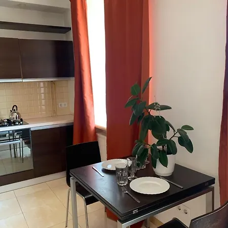 центр канатна Apartment *