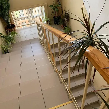 Apartment центр канатна
