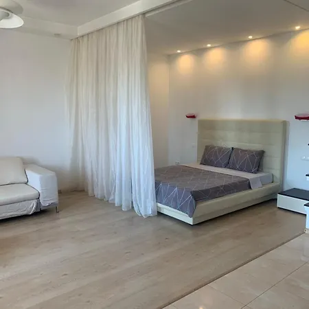 центр канатна Apartment *